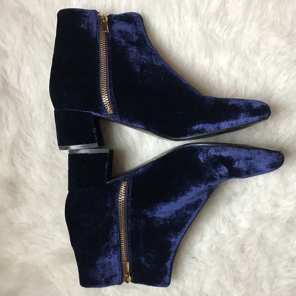 “And Other Stories” Blue Velvet Ankle boots - Picture 5 of 8